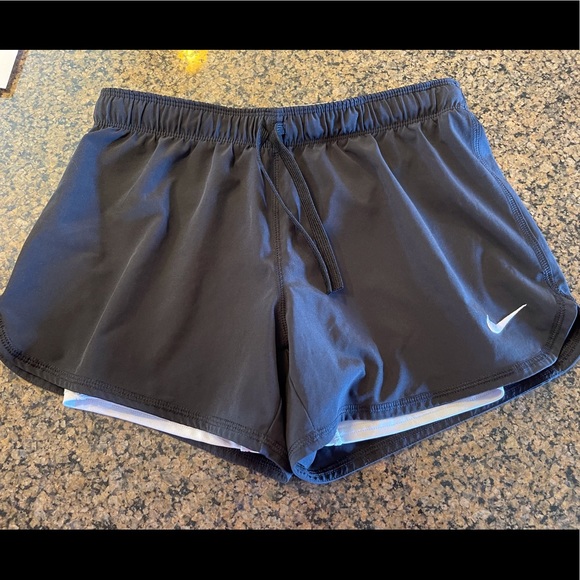 Nike Pants - Nike Dri-Fit black workout or running shorts with white tight leggings Size S